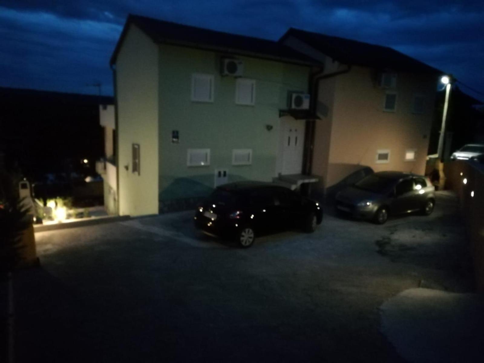 Apartmani Ana - Meka Draga Obrovac Exteriér fotografie