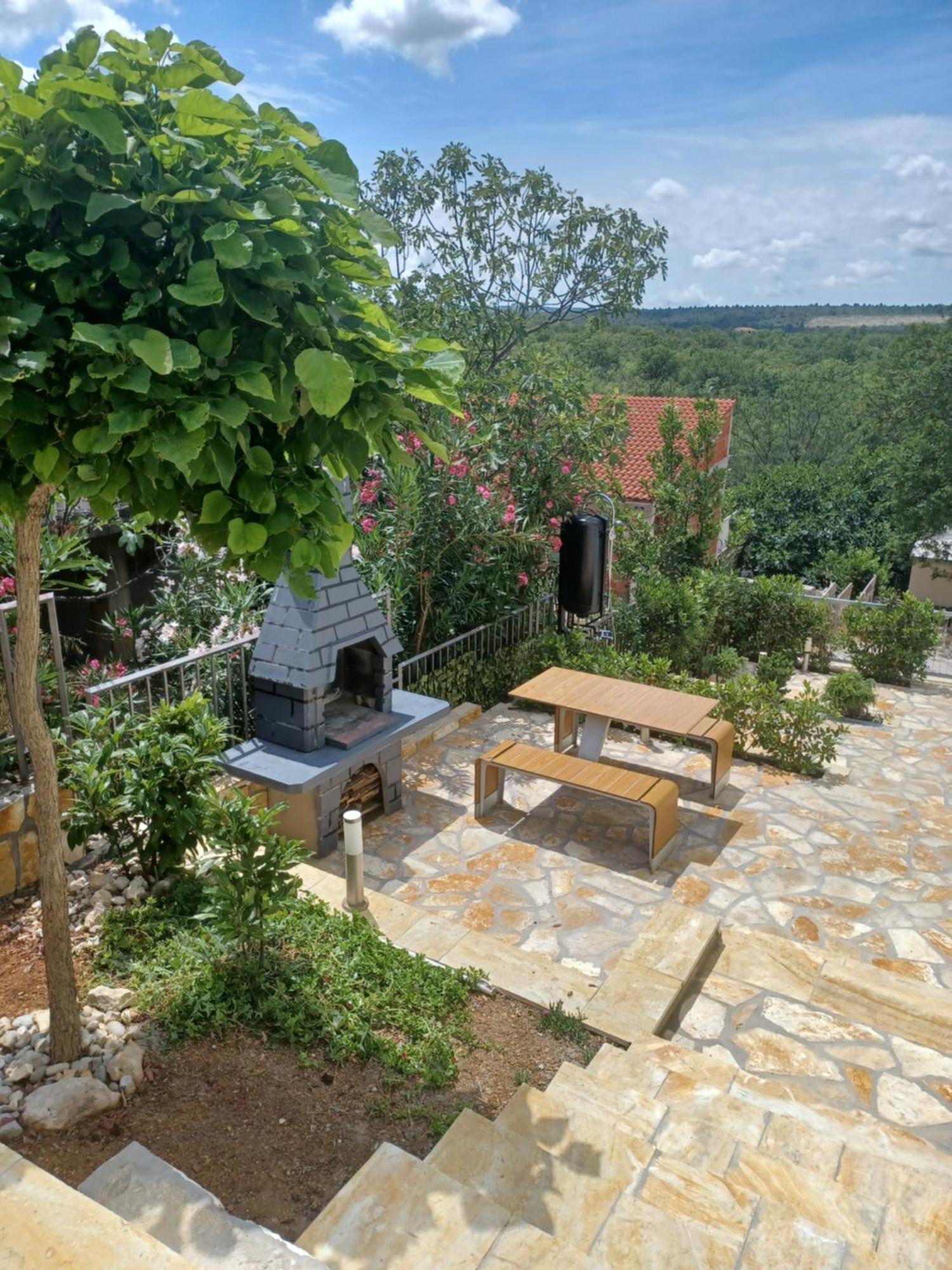 Apartmani Ana - Meka Draga Obrovac Exteriér fotografie