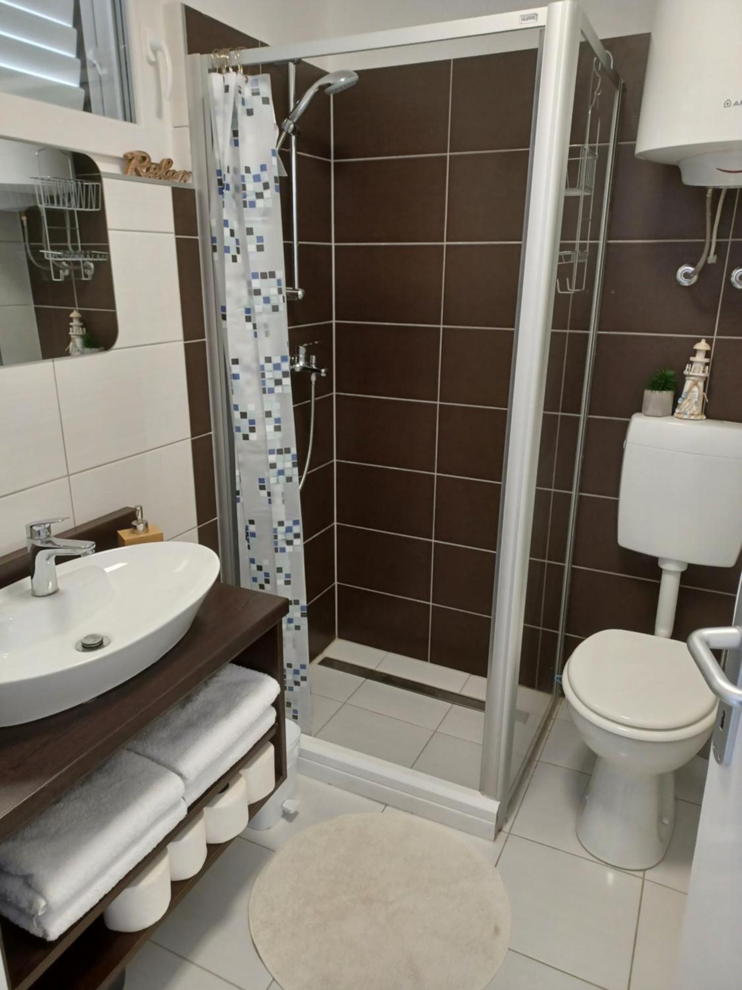 Apartmani Ana - Meka Draga Obrovac Exteriér fotografie